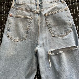 BGD High-Waisted Baggy Jean - Ripped Light Wash Sz 26 NWOT